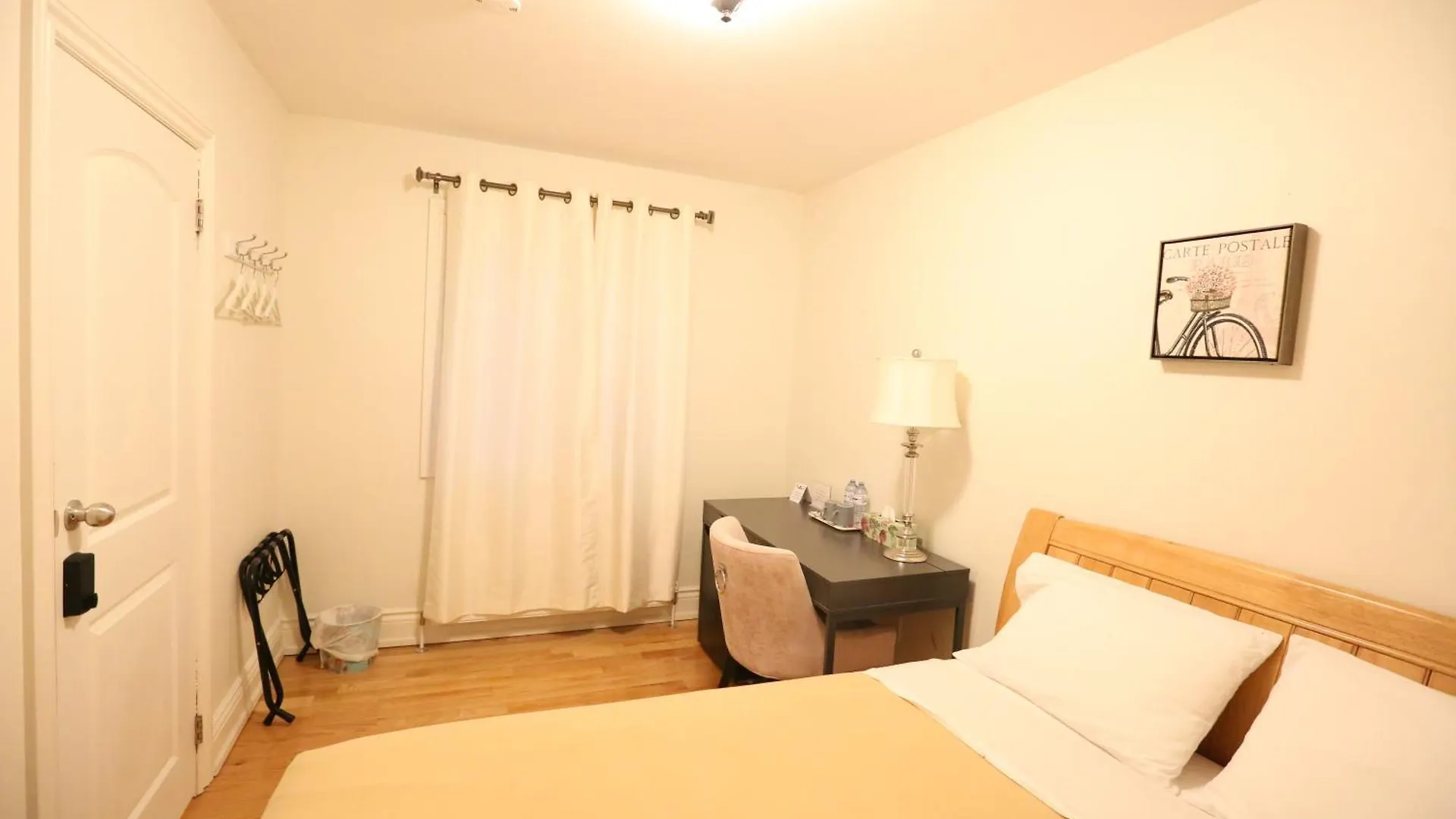 Xiao Wang Bed & Breakfast Toronto